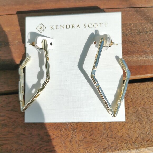Kendra Scott Rylan Small Hoop Earrings. Gold - Picture 1 of 3